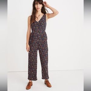 Madewell V-Neck Jumpsuit in Garden Party Size 2